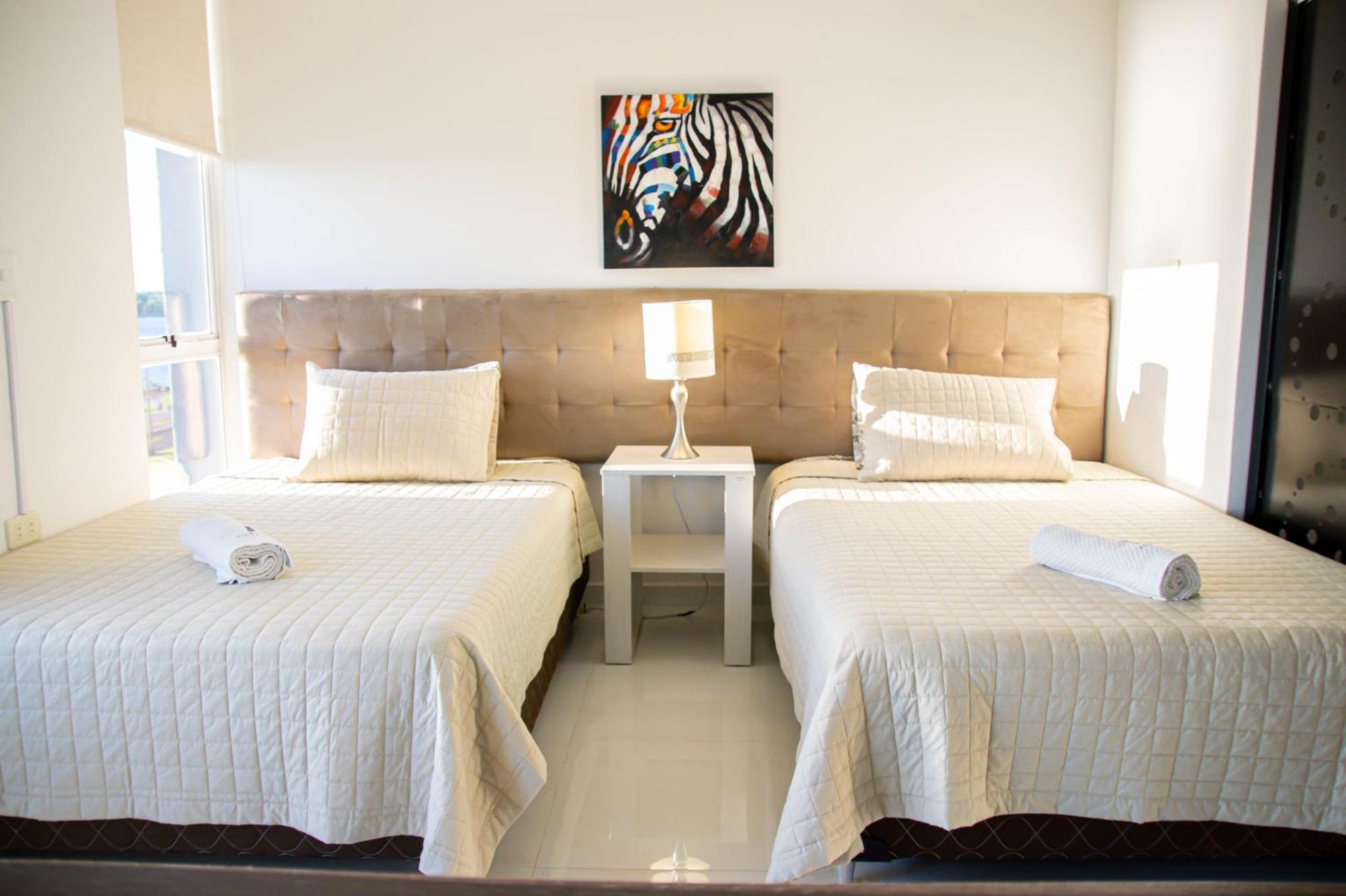Nobleza Apart Hotel Encarnacion Phòng bức ảnh
