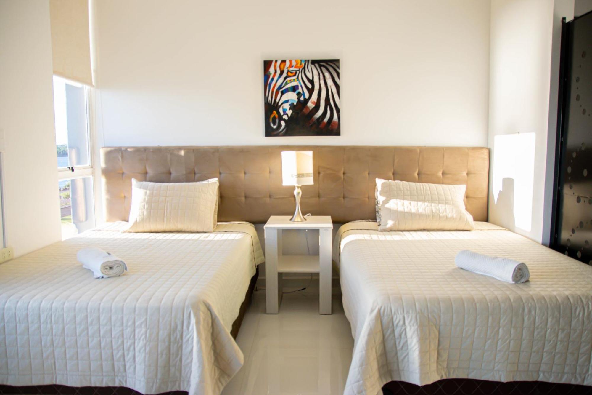 Nobleza Apart Hotel Encarnacion Phòng bức ảnh