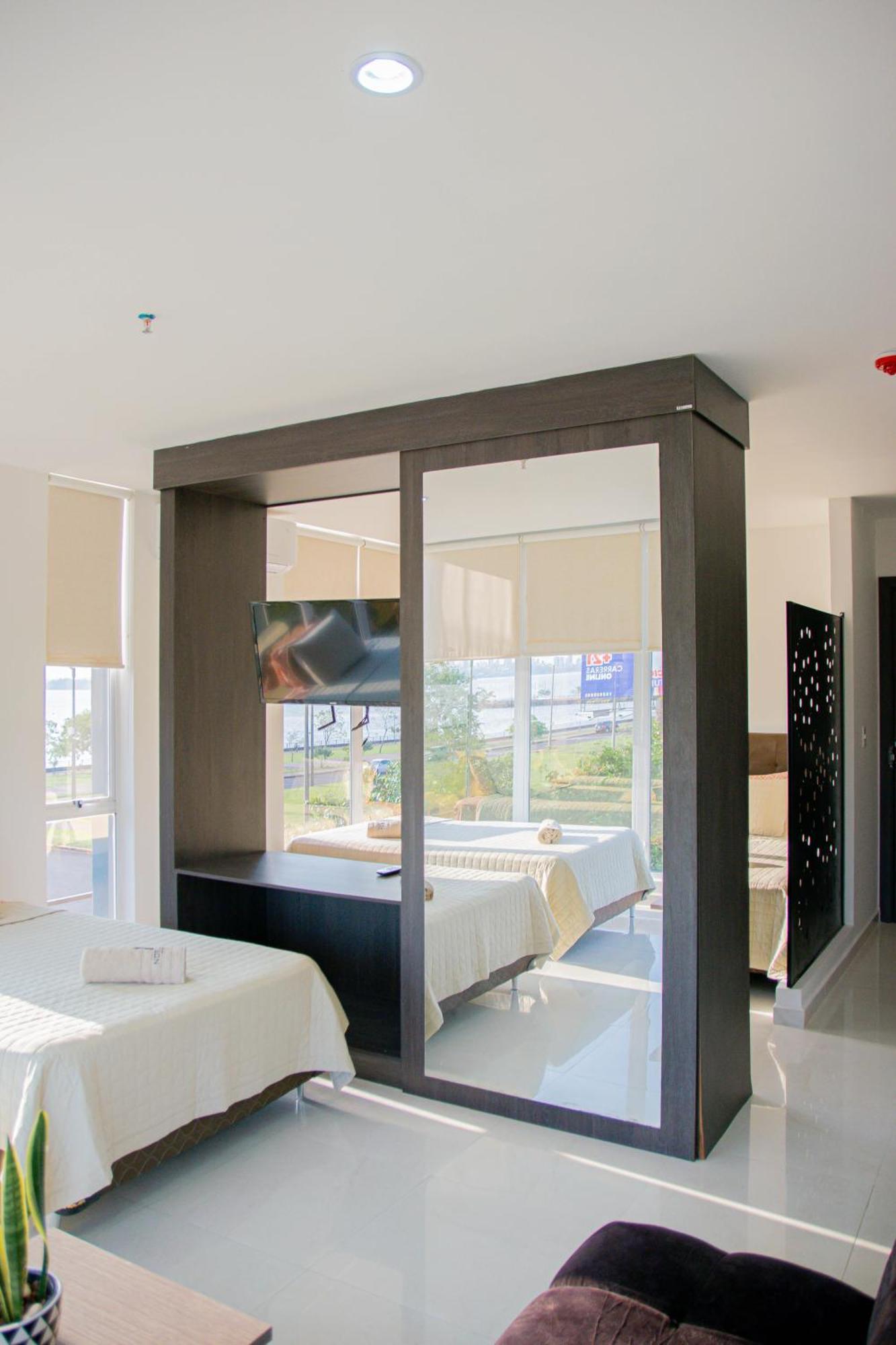 Nobleza Apart Hotel Encarnacion Phòng bức ảnh